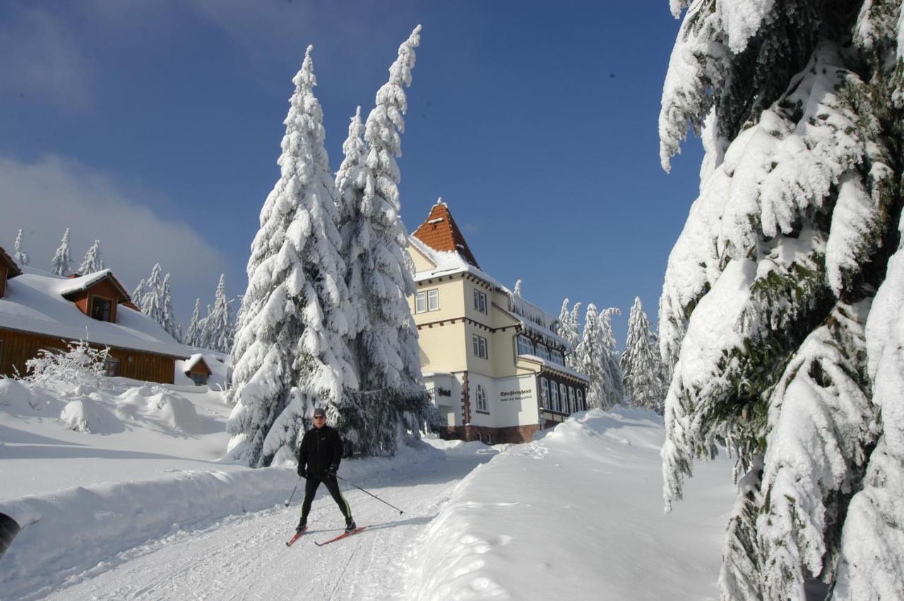 Hotel Und Berggasthof Spiessberghaus Friedrichroda Esterno foto