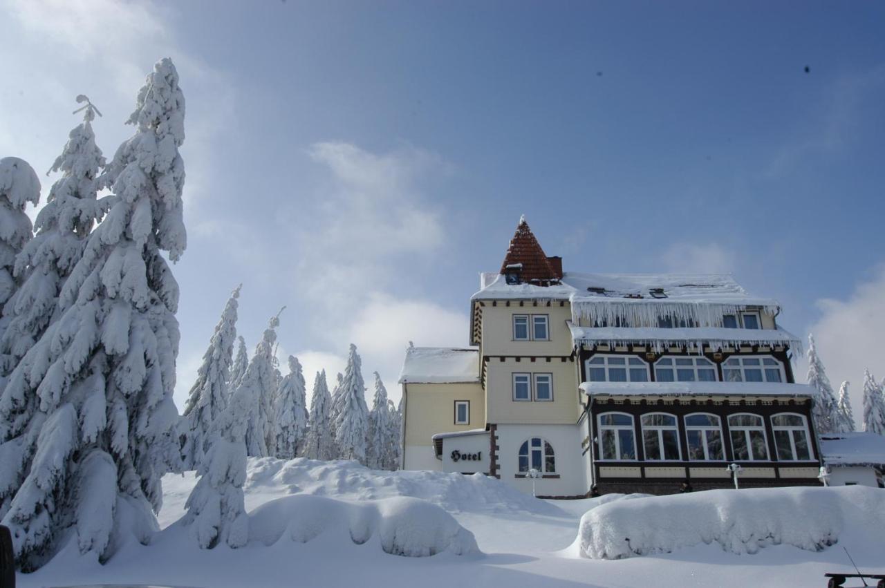 Hotel Und Berggasthof Spiessberghaus Friedrichroda Esterno foto